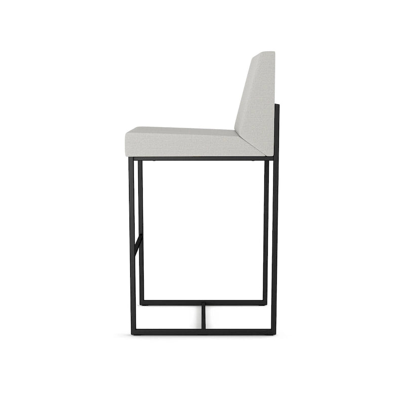 Tabouret de comptoir et de bar rembourré - Capacité de 136 kg (300 lb), structure en métal, assise en polyester avec dossier, hauteur de 69 cm (27 po) ou 79 cm (31 po), fabriqué au Canada