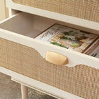 Commode à 3 tiroirs avec panneaux en rotin tressé et poignées en métal - Meuble de rangement pour chambre à coucher en placage texturé